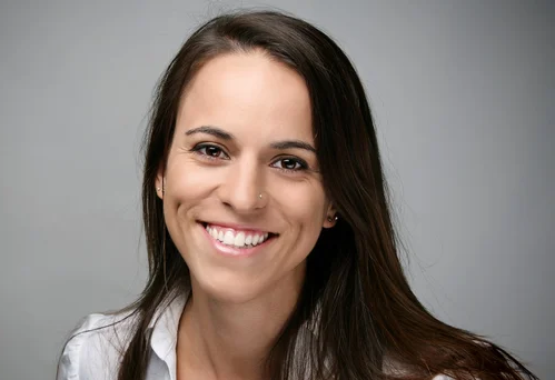 Maria Oliveira